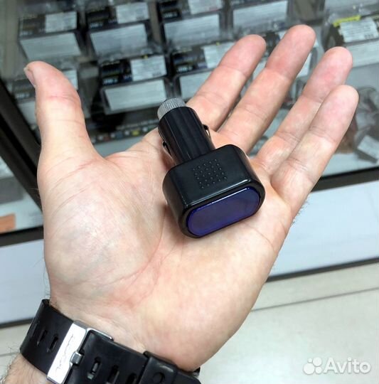 Автомобильный цифровой вольтметр в прикуриватель