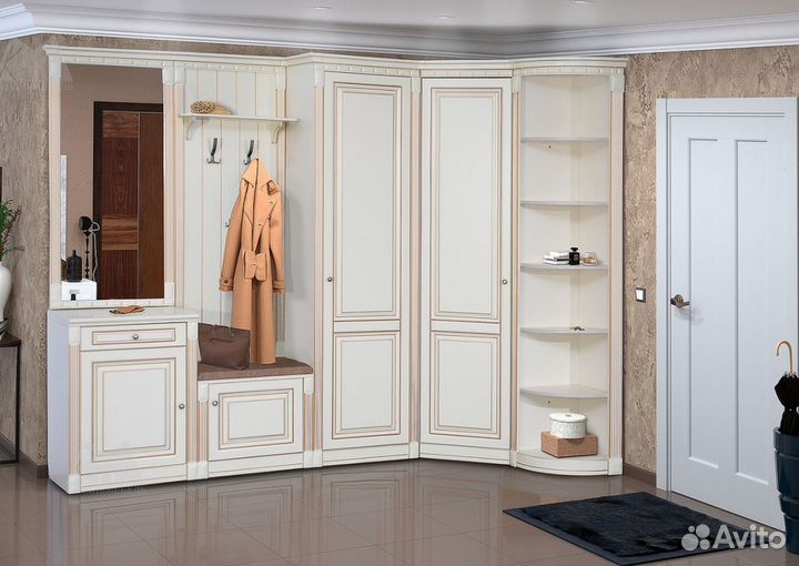 Угловой шкаф