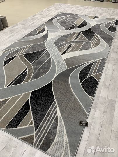 Ковер 2 на 4 новый с магазина