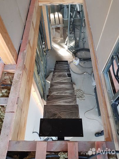 Металлический Косоур на заказ