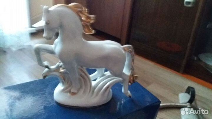 Конь -Огонь, Златогривый временссср