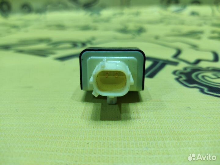 Датчик Airbag задний правый Toyota Camry ACV40