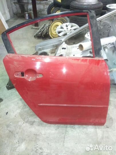 Дверь задняя правая Мазда 3 03-08 седан