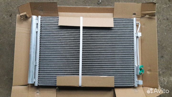 Радиатор кондиционера Hyundai Kia Solaris Rio