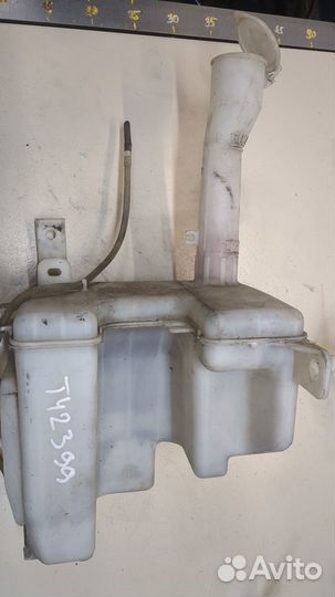 Бачок омывателя Dacia Duster, 2014