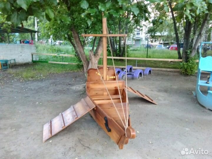 Корабль на детскую площадку