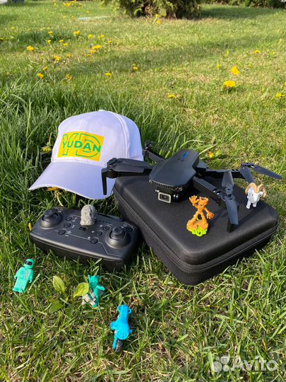 Дрон с камерой E88 Pro / E99 Pro / V4