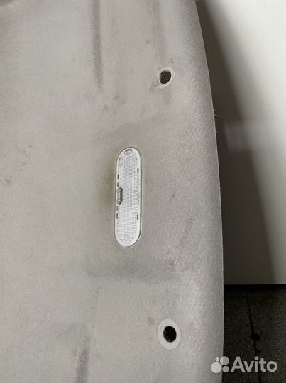 Обшивка потолка (потолок) Renault Sandero 2009-201