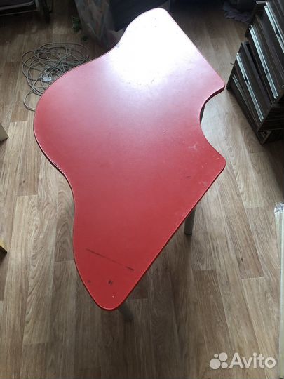 Детский стол со стулом