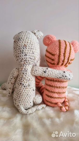 Вязаные игрушки Тигр и волк