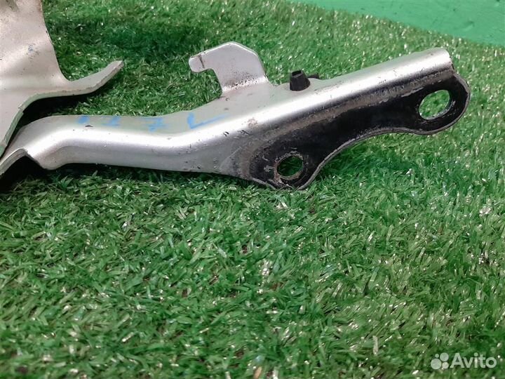 Петля капота левая Lexus GS 450H 2007