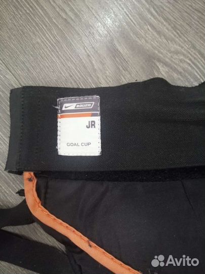 Защита паха вратаря Bauer