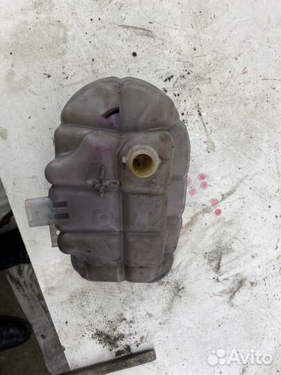 Бачок антифриза audi a6 c7