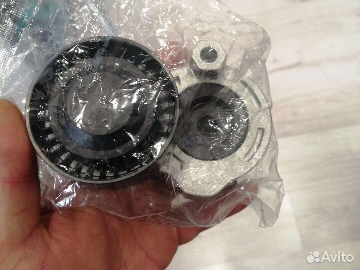 Натяжитель renault ролик