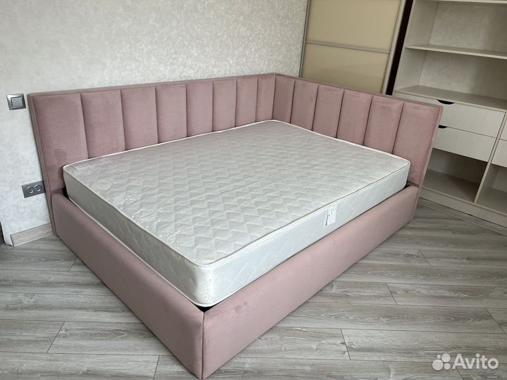 Кровать детская