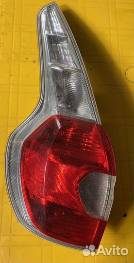 Datsun Ми До фонарь задний левый