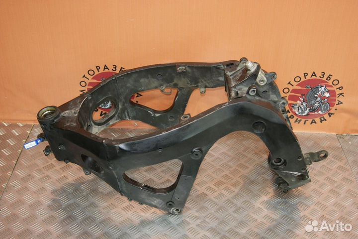 Рама Suzuki GSX-R600