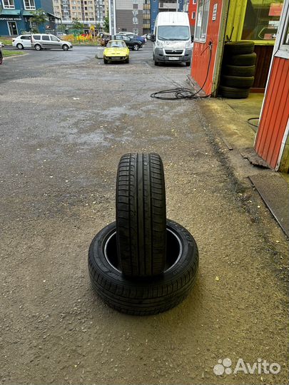 Dunlop SP Sport FastResponse 215/55 R17