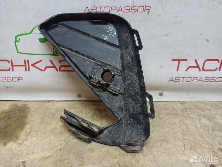 Заглушка переднего бампера правая VW Polo (2020+)