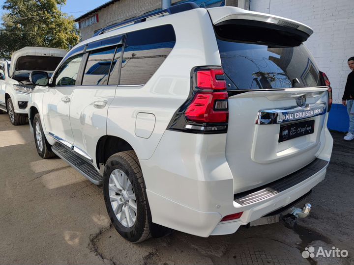 Обвес белый Стайл Land Cruiser Prado 150 TY2020