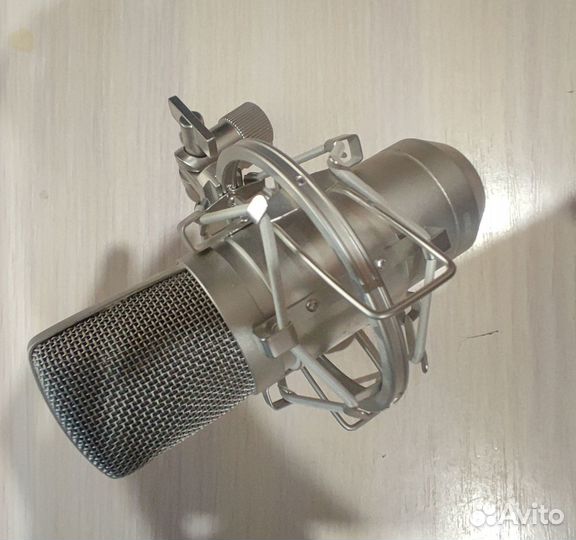 ISK BM 800 Микрофон + паук