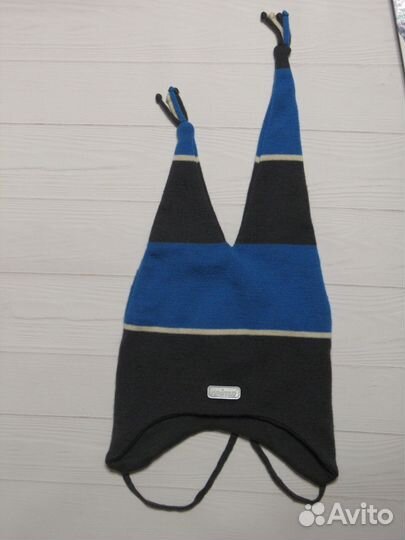 Бу шерстяная шапка финск reima на ог 51-53см