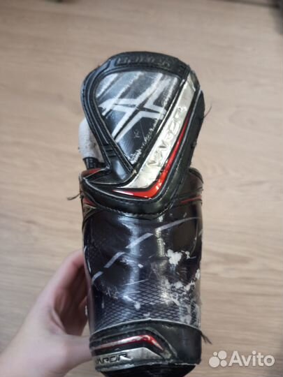 Коньки хоккейные бауер 36,5 размер