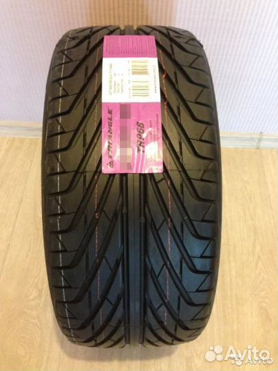 Triangle TR968 245/35 R20