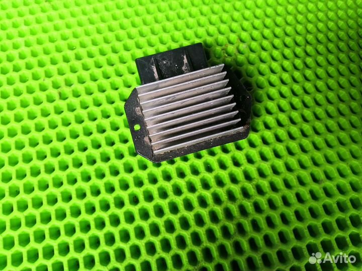 Резистор печки Тойота королла 120