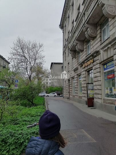 Сдам торговое помещение, 212 м²