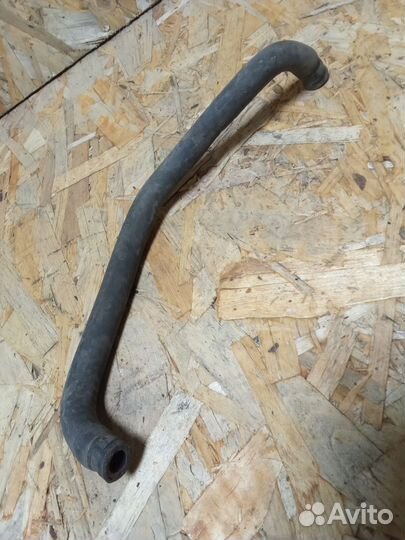 Шланг системы охлаждения Mitsubishi Galant (89-92 года) E31A, E32A, E33A, E35A, E37A, E39A, E34A