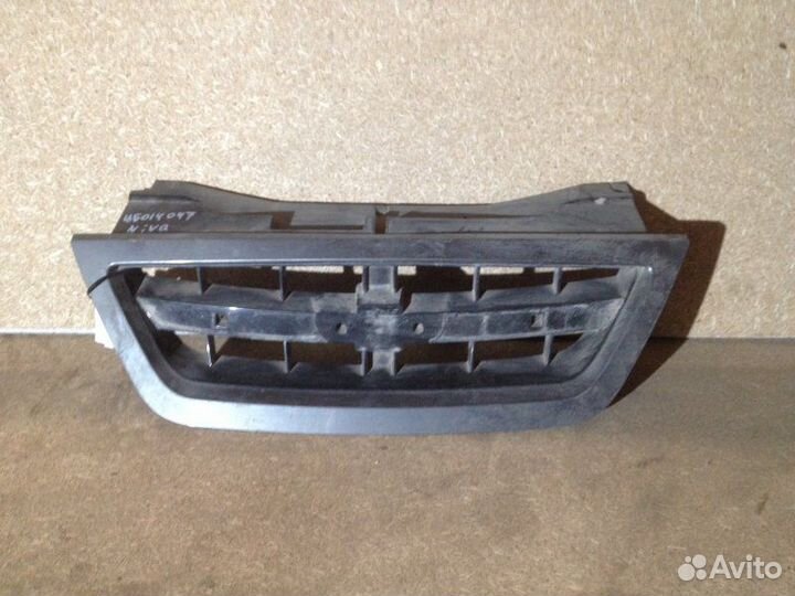 Решетка радиатора передняя Chevrolet Niva