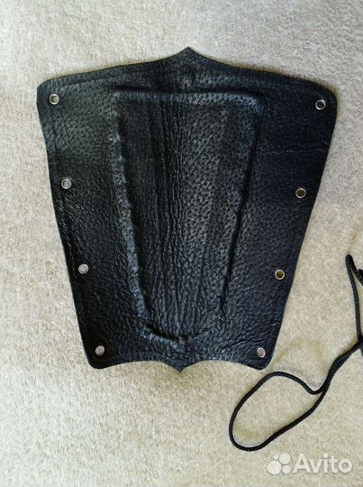Наруч кожанный