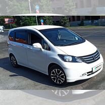 Honda Freed 1.5 CVT, 2010, 110 000 км, с пробегом, цена 1 150 000 руб.