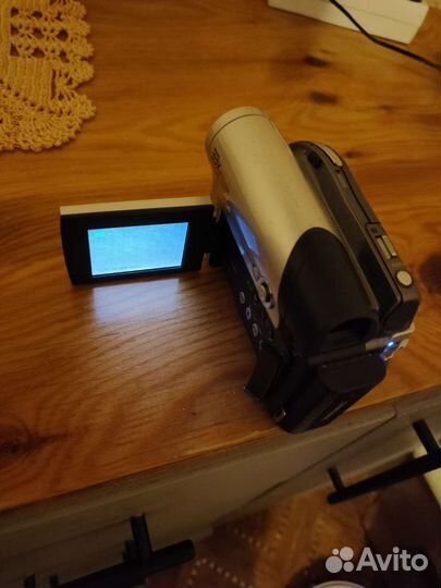 Видеокамера samsung 33x