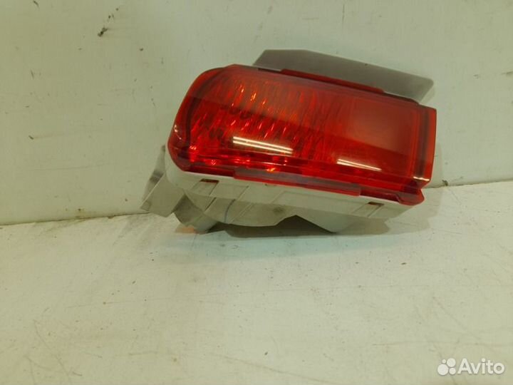 Фонарь противотуманный задний левый Toyota Land