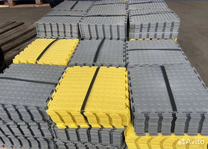 Модульный пол для площадок