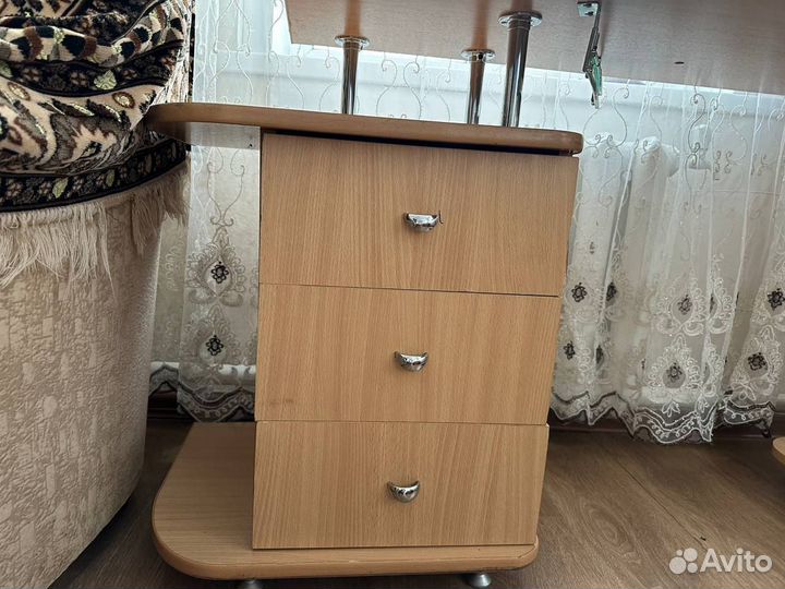 Компьютерный стол