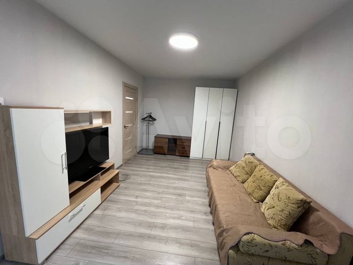 2-к. квартира, 55 м², 6/10 эт.