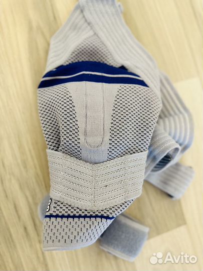 Корсет на коленный сустав omo