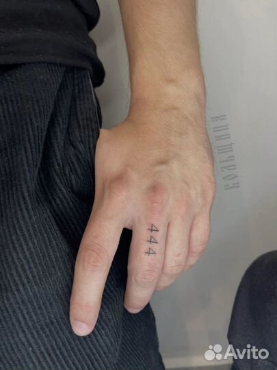 Тату в студии