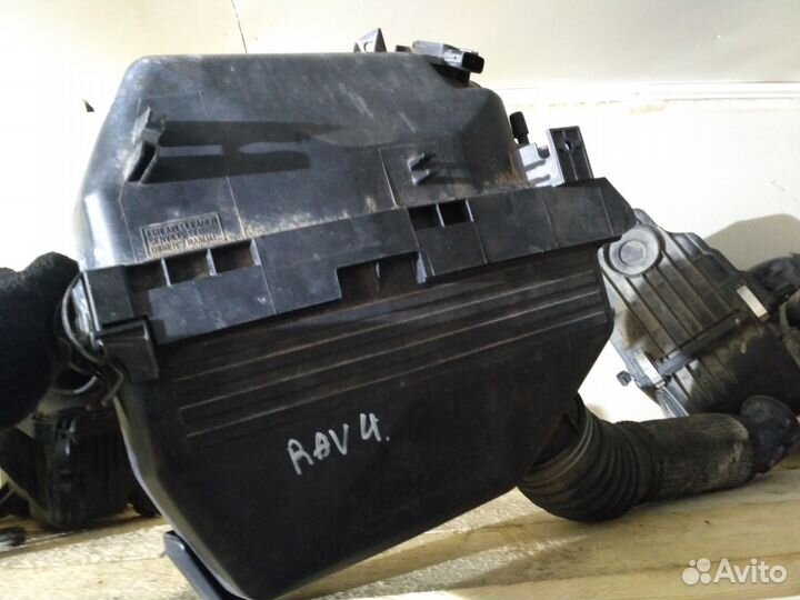 Корпус воздушного фильтра Toyota RAV 4 / Рав 4