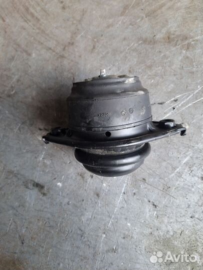 Подушка двигателя Mercedes w164