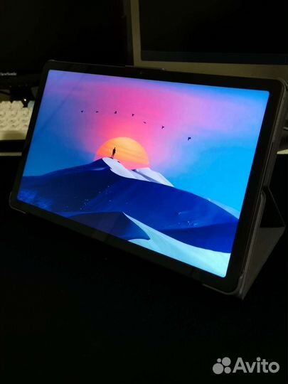 Планшет Lenovo