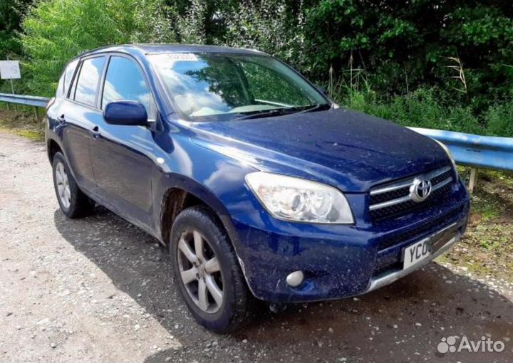 Машинокомплект Toyota RAV4 2.0 i МКПП 2008 год