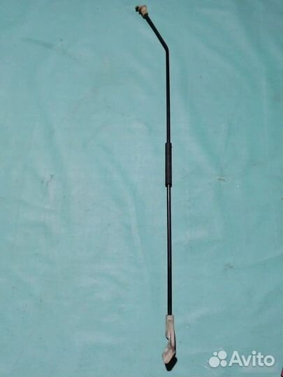 Держатель капота Land Rover Freelander