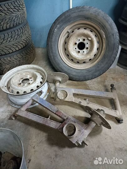 Подвеска (рычаги, балка) прицепа в комплекте