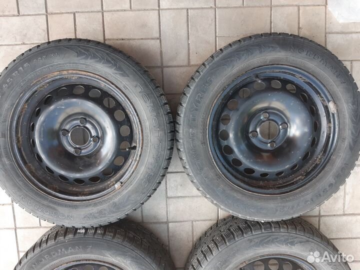 Комплет зимних колес Renault Sandero 185/65 R15