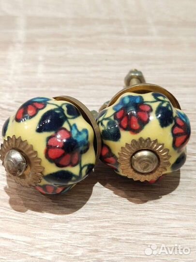 Мебельные ручки керамика