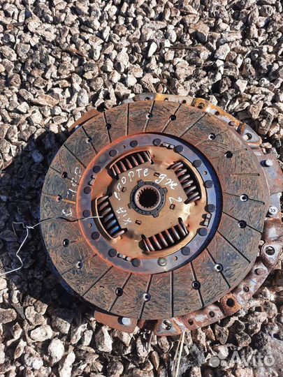 Корзина сцепления с диском Kia Sportage 2 2.0 МКПП